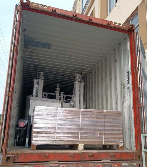 Latest company news about 2*300W remolque de vigilancia solar